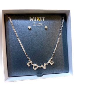 Mixit love print pendant necklace and earrings jewelry set